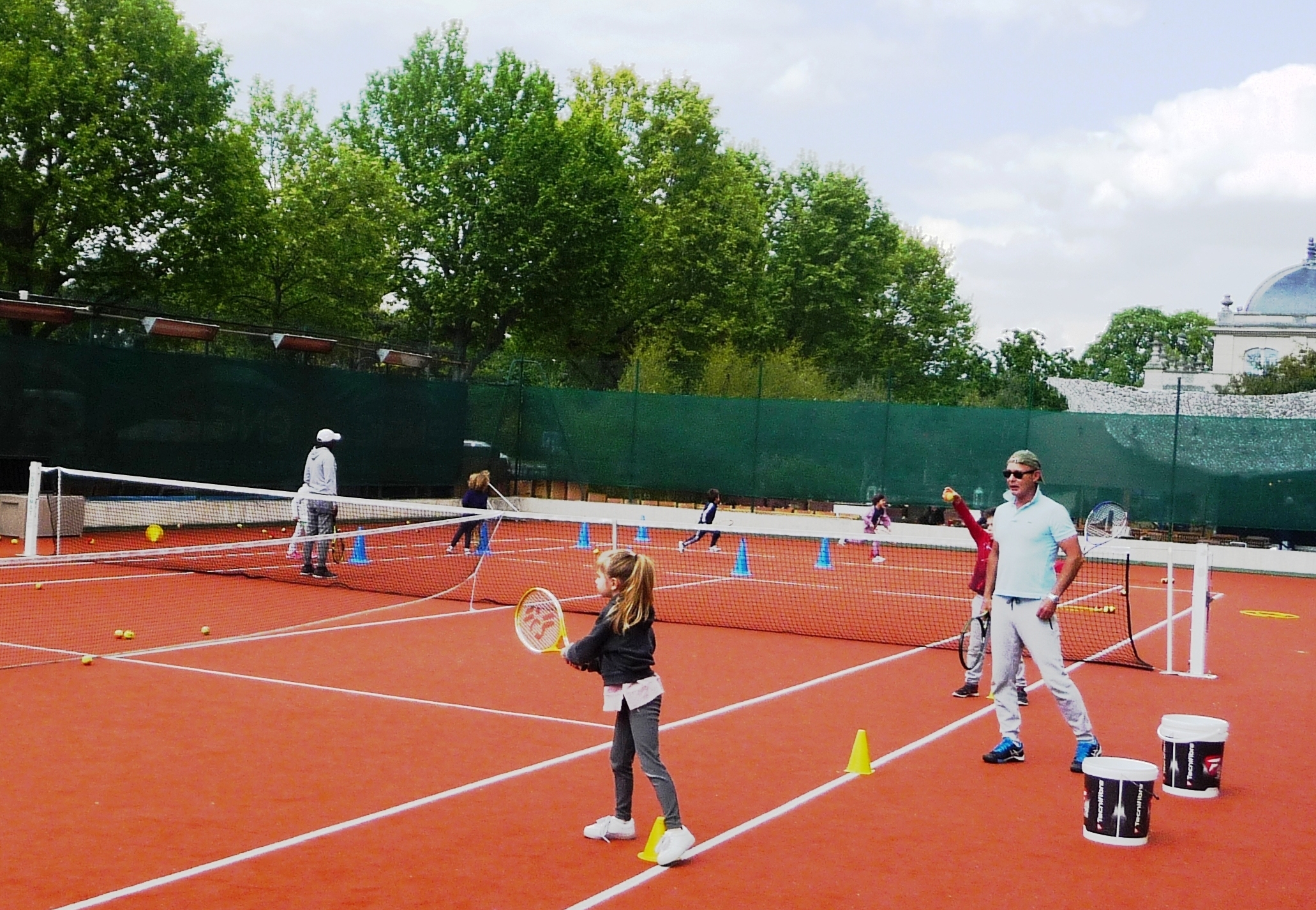 Cours de tennis enfant à Paris